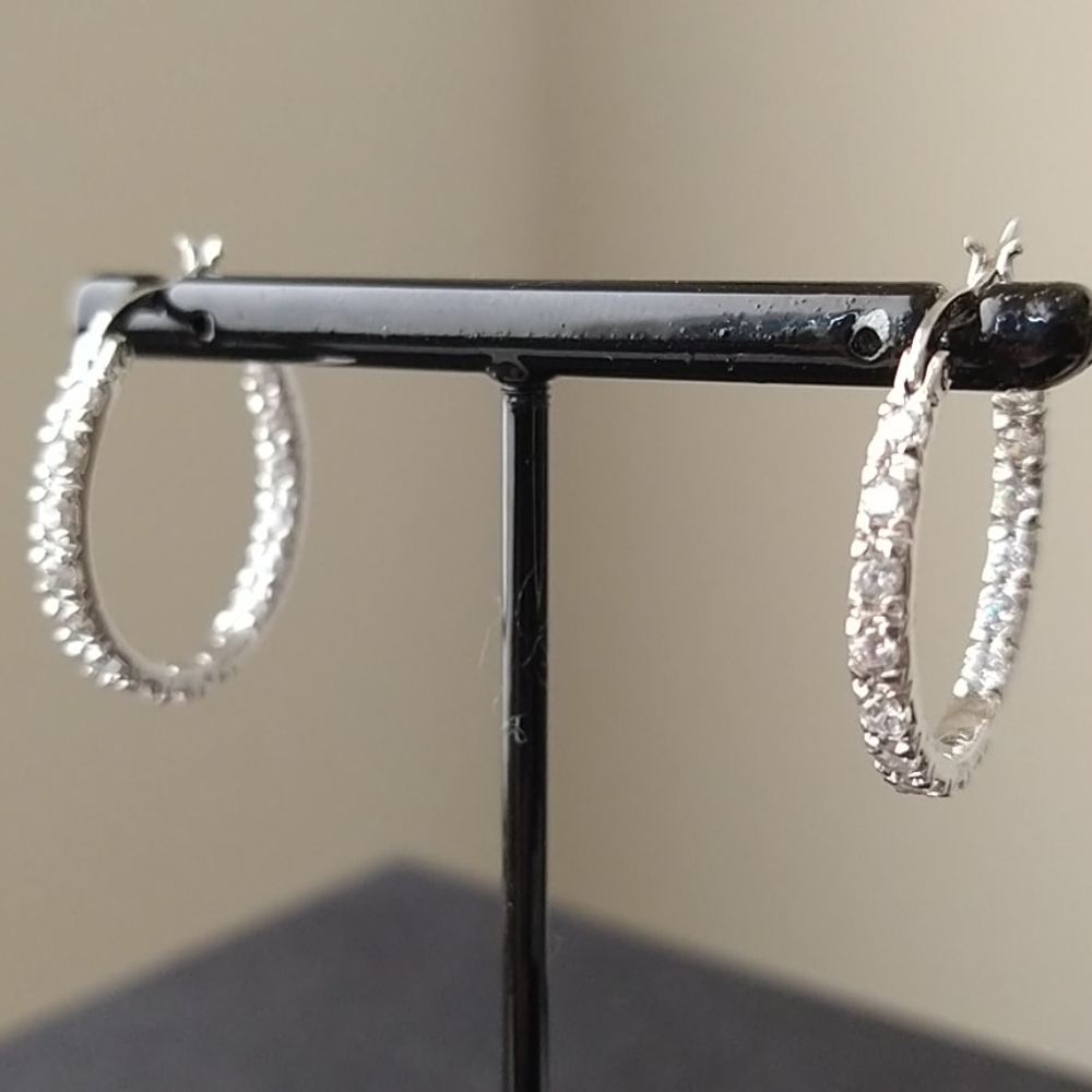 White Rhodium crystal earrings